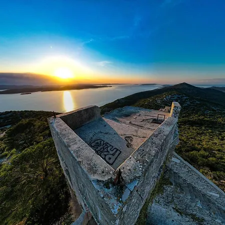 Sea Breeze - Beachfront Kali