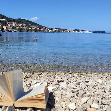 Lejlighed Sea Breeze - Beachfront