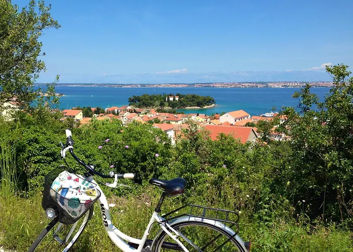 Sea Breeze - Beachfront * Kali