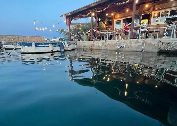 Sea Breeze - Beachfront Kali