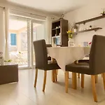 Apartman Sea Breeze - Beachfront Kali